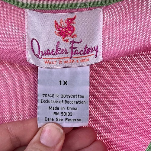 Quacker Factory Women's Pink Grasshopper Novelty Print Sweater Size 1X - Picture 6 of 7
