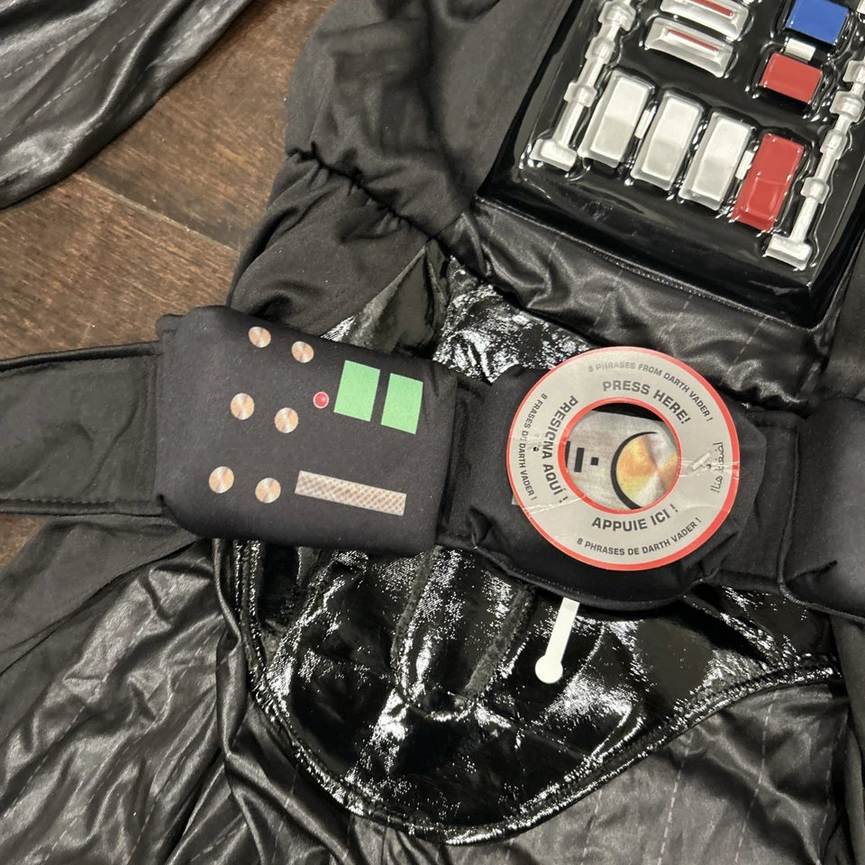 Disney Store Darth Vader Costume w/ Sound for Kids Star Wars Large L 9/10 EUC - Image 4 of 4