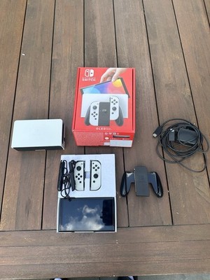Nintendo Switch OLED Modell 64GB Konsole Weiß/Schwarz mit Dock Joy-Con Kabel OVP