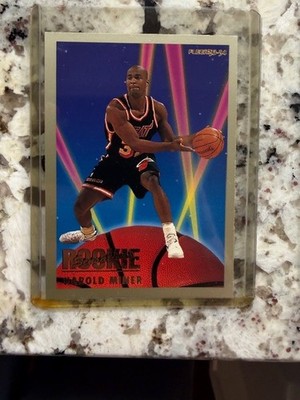 1993-94 FLEER NBA ROOKIE SENSATIONS CARD MIAMI HEAT HAROLD MINER #16