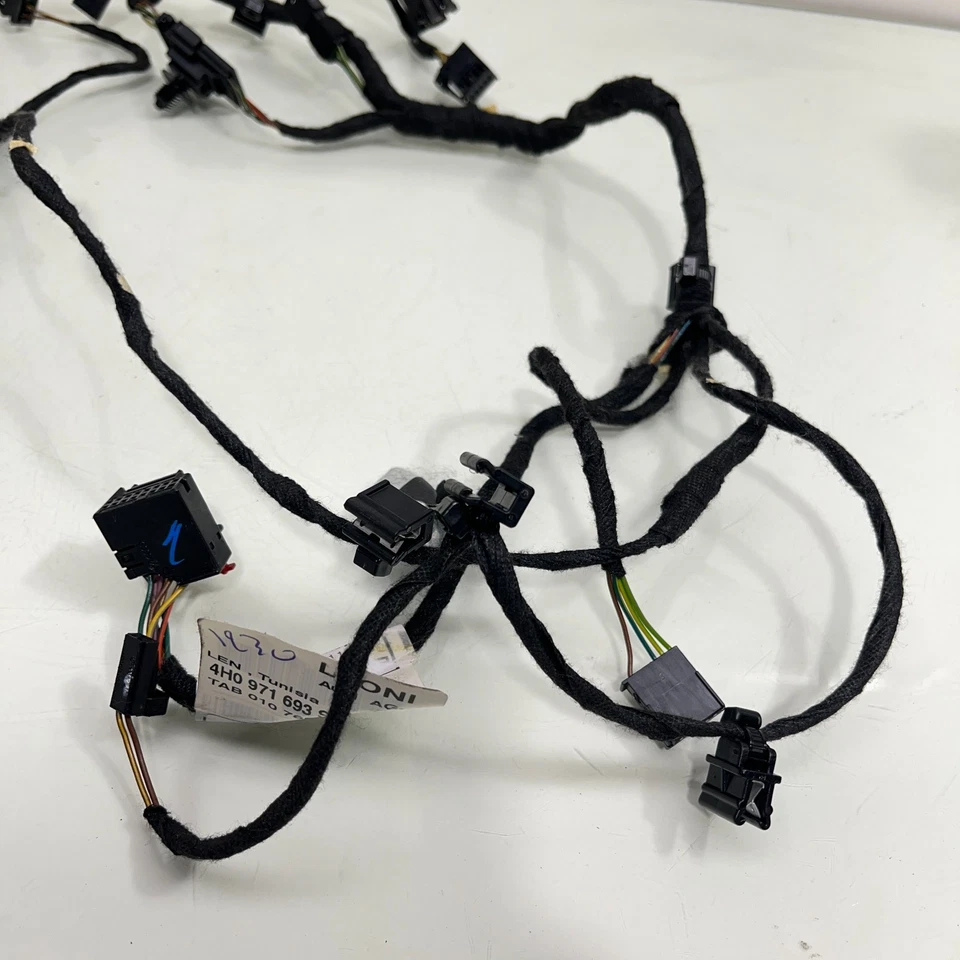 AUDI A8 QUATTRO 2011-2018 - Arnés de cableado panel puerta trasera derecha 4H0971693S Foto 2 de 4