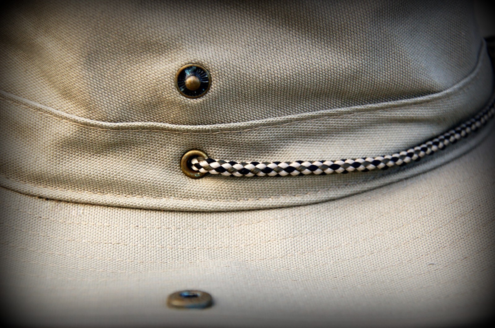 Picture 4 of 5