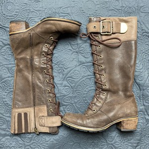 lace up engineer boots