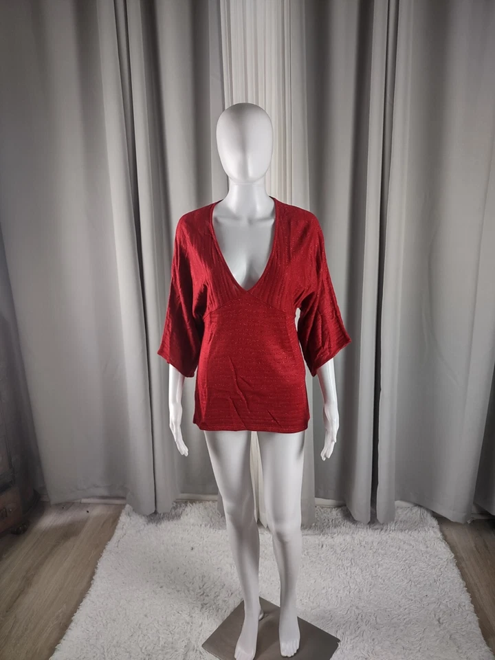 New York & Company Women's Red Sparkle V-Neck Elbow Sleeve Knit Top Size Small - Image 2 of 4