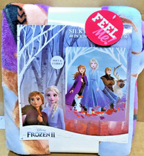Disney Frozen II Throw Blanket Silk Touch 40 x 50 Inches Anna Elsa R2B