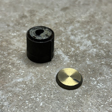 Fisher R-200 - 1 Knob w/ Original Cap - With Dash