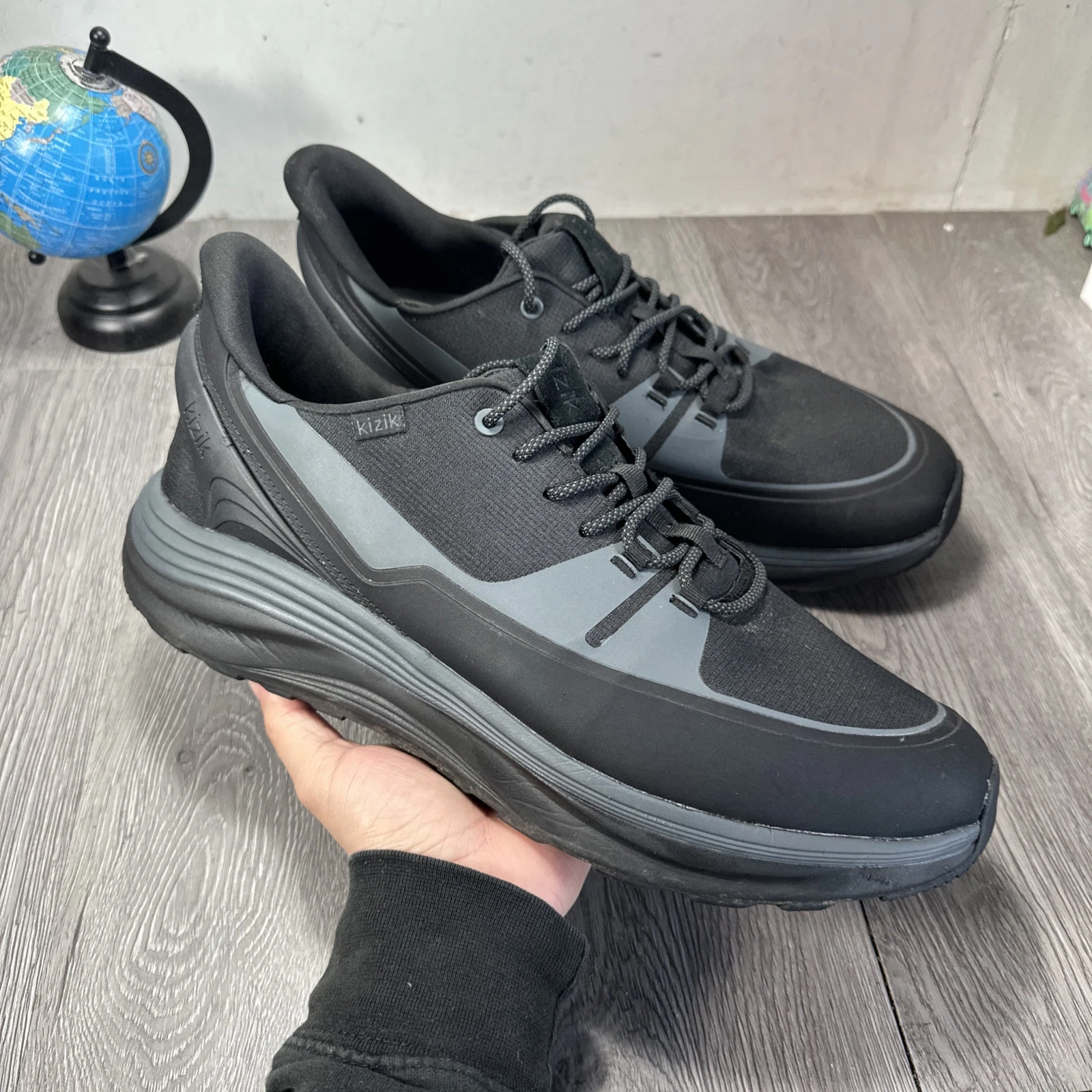 Kizik - Men's London All-Terrain Black Gray Sneaker, US size 15