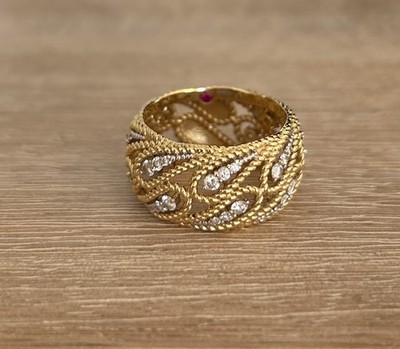 Roberto Coin 18k Yellow Gold Ring size 6.5