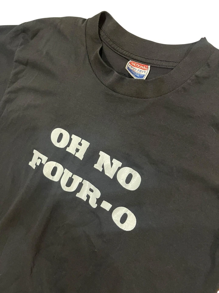 Camiseta Oh No Four-O Foto 2 de 4