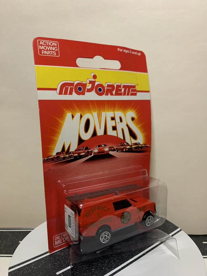 Majorette Movers #240 Range Rover Fire Dept. District 3 Red w/Ladder 1:60 NIP - Image 3 of 4