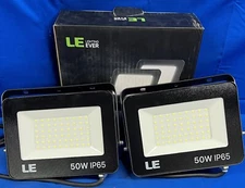 LIGHTING EVER 340003-DW-US-2 LED FLOOD LIGHT 110-130V 60HZ 50W 5000K (BOX OF 2)