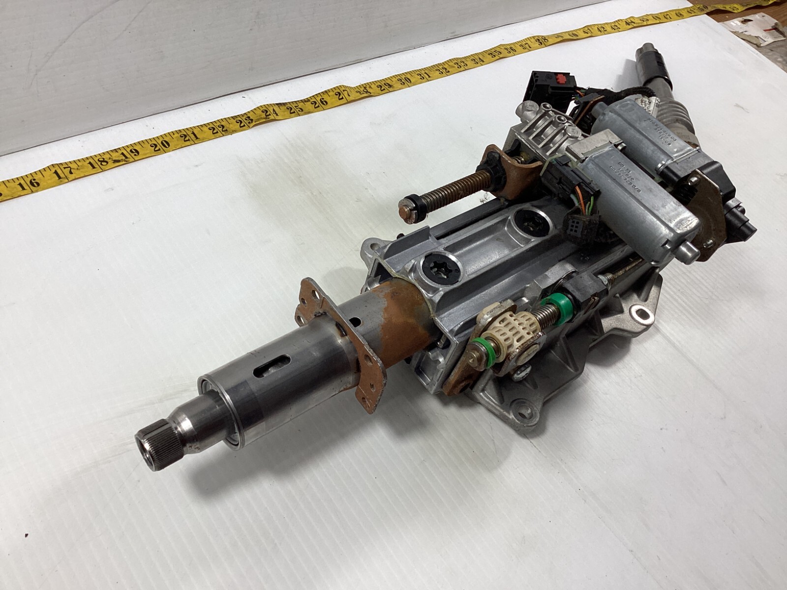 2014 - 2017 Maserati Ghibli  Column Wheel Floor Shift Shaft 06700317590 OEM .