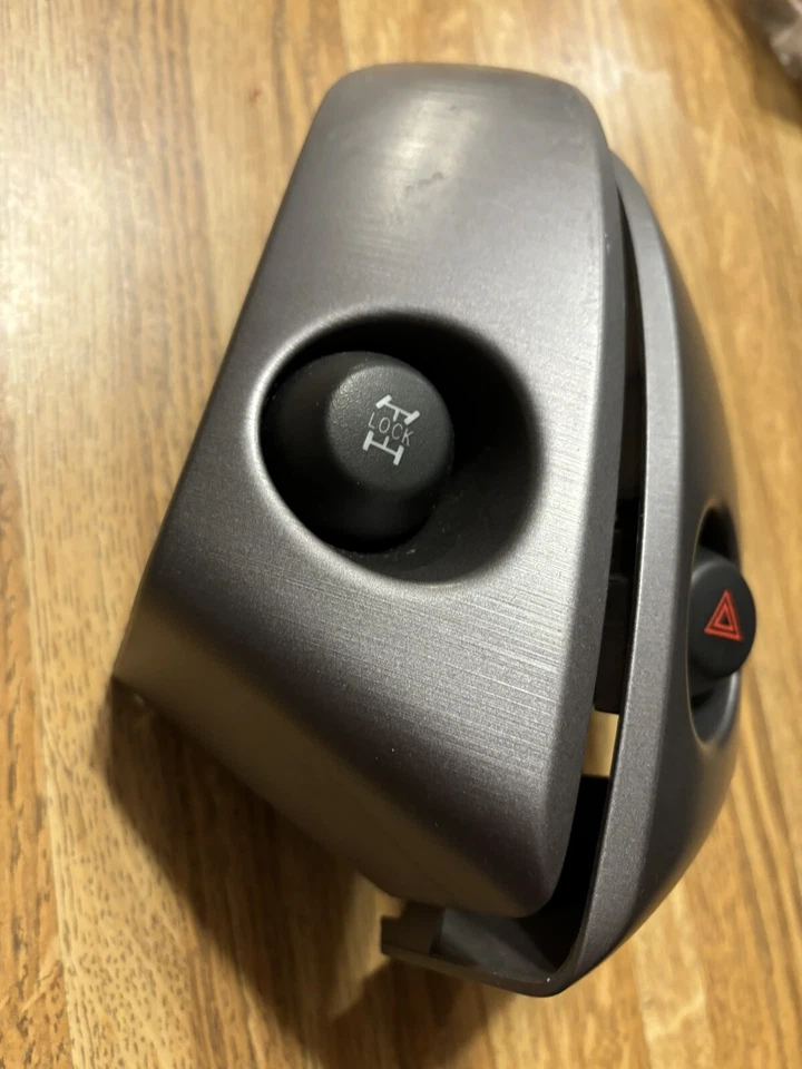 2006-2012 Toyota Rav4 Dash Trim & Vents w/ Hazard Switch. OEM. - Image 4 of 4