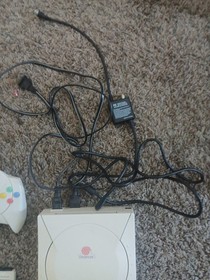 Sega Dreamcast Video Game Console HKT-3020 Bundle W/ 2 Con 2 Vmu 7 Games Tested