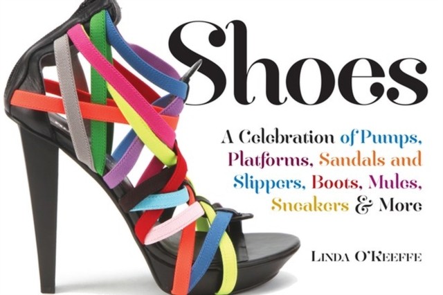 Shoes by Linda O'Keeffe (Paperback Book)