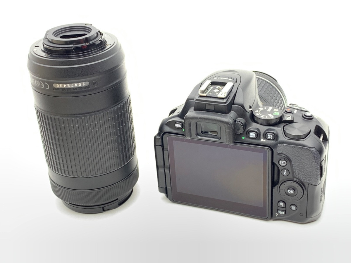 NIKON D5600 18-55VR+70-300VR LENS KIT from Japan -Near Mint NIKON D5600 18-55VR+70-300VR LENS KIT from Japan -Near Mint