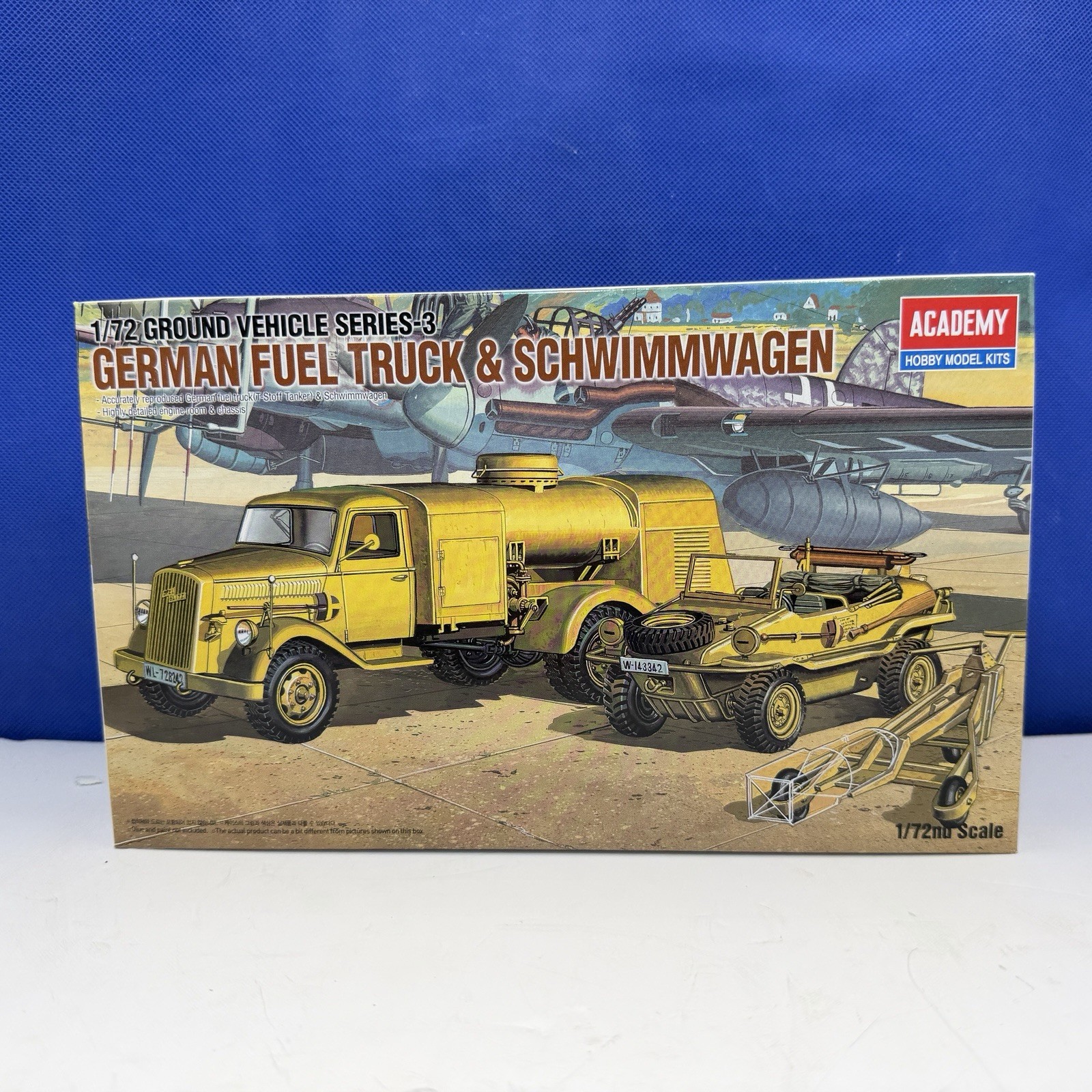 Academy 1/72 - WWII German Fuel Truck & Schwimwagen AC13401 SCALE MODEL KIT