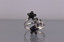 Sterling Silver Black Accented Beaded Flowers Bypass Band Ring 925 Sz: 10