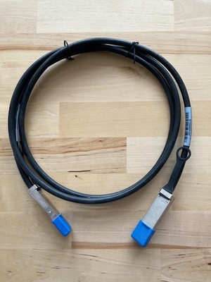 NetApp QSFP-QSFP SAS 2m Kabel - P/N X6558-R6 REV A0