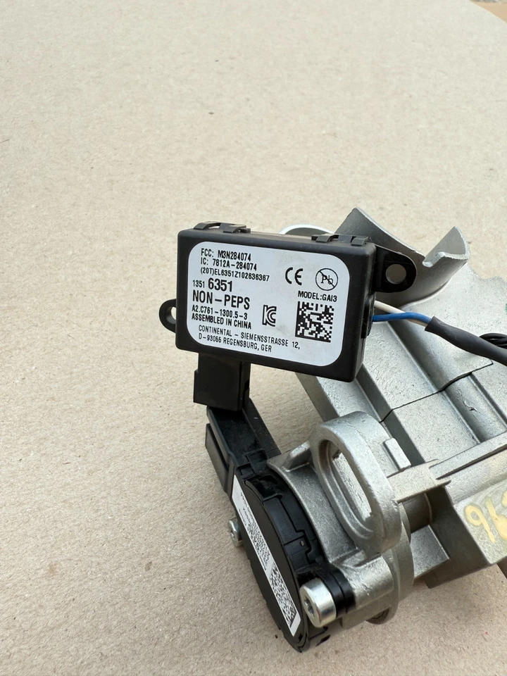 Chevrolet Silverado 1500 2019-2024 bloqueo de encendido con llave e inmovilizador OE 13516351 Foto 2 de 4