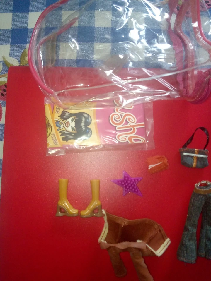 Bambola Lil' Bratz Sasha Vestiti Accessori Styling Mga Entertainment (2002) - Immagine 4 di 4