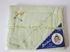 VTg Mur Knit Hooded Baby Bath Towel / Blanket  2 Safety pins open pack Green