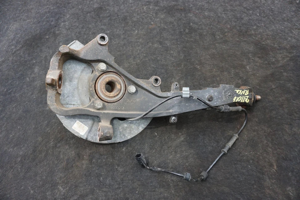 Front Right Spindle Knuckle Hub Bearing OEM 18060690 Chevrolet SSR 2003-06 - Image 3 of 4