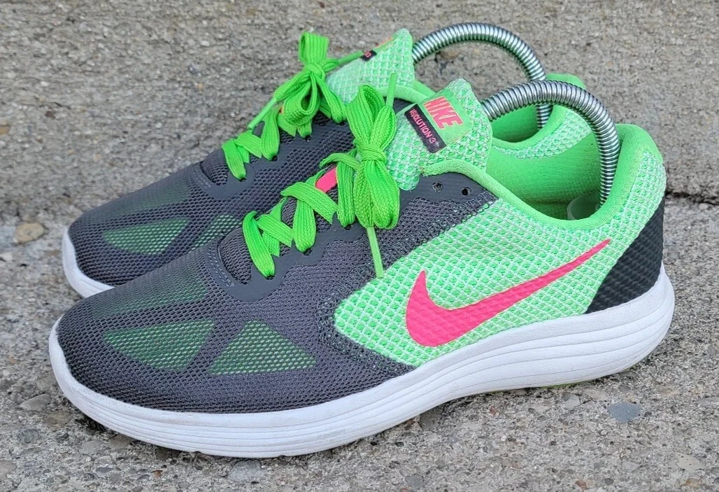 nike evolution 3