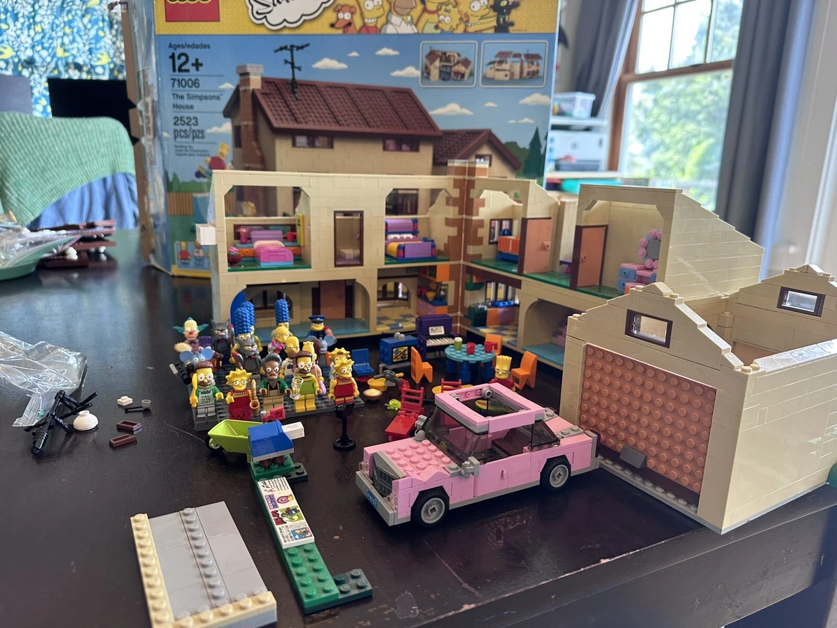 LEGO The Simpsons House 71006 with extra mini figures.