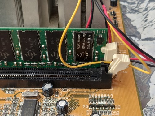 Socket 462 Rev: 7.0 MOBO@DURON 800 CPU~AMD Heatsink & Fan@RAM@SOUND@LAN@I/O - 第 12/12 張圖片