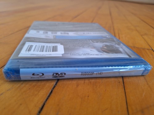 Blu-Ray+DVD+Digital HD Movie Robocop Combo 2 Disc Set 117 Min Each 2014 PG-13 - Picture 8 of 8