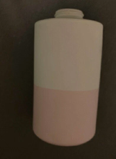 Dispensador de sabão Calvin Klein Home Gio bomba loção rosa e branco - Imagem 4 de 4