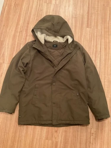 Obey Mens hooded winter jacket large - product listing photo