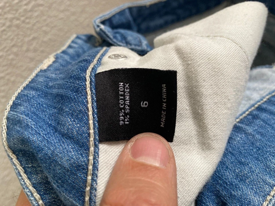 VTG Y2K London Jean Victoria's Secret Raw Hem Denim Shorts Size 6 Mid-Rise - Image 4 of 4