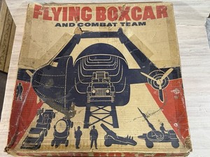 Vintage 1963 IDEAL Globemaster Flying Boxcar & Combat Team Airplane Read All Des
