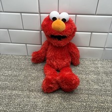 Sesame Street Tickle Me Elmo C0923 Hasbro 2016 14 In Laughs Shakes HG9