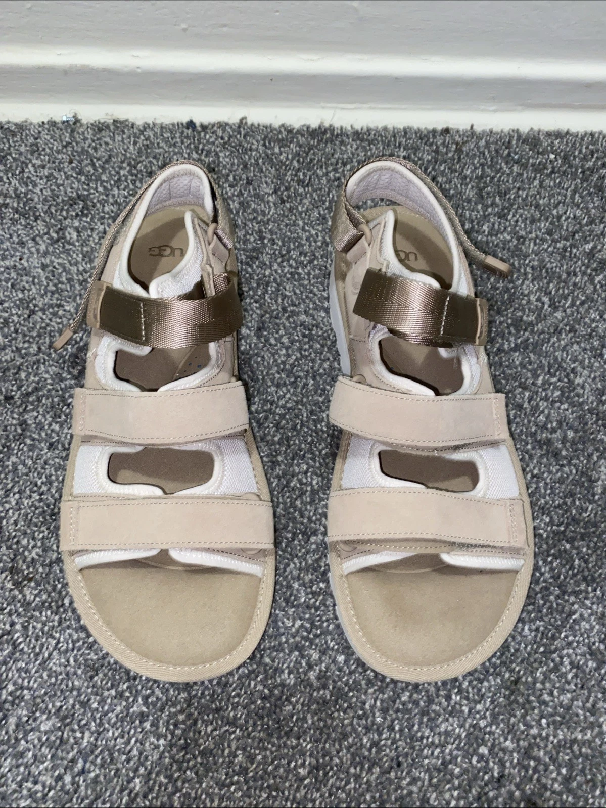 Sandali multistrappo UGG Goldenco Nuovi senza scatola da uomo taglia 10 beige