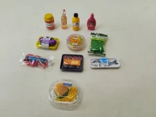 I HOP  Cheeseburger/Fries~Luxury + 10 Commons  Zuru Fill The Fridge Mini Brands