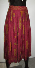 Herman Geist Size 12 100 Rayon Burgundy Majestic Print Pleated Skirt Vintage