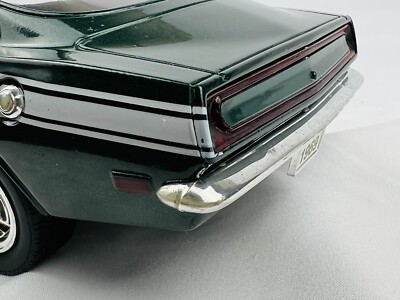 Plymouth Barracuda 1969 1/18 Yat Ming Road Legends 92178 – Vert Métal – Collection