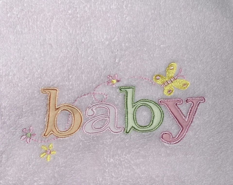 Cobertor borboleta RN 31526 B A B Y letras rosa pelúcia macia lã Lovey 30"x40" - Imagem 4 de 4