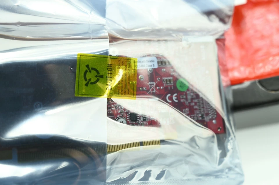 New VisionTek 900901 Graphic Card 5570 1GB With Manual VHDCI Cable - Image 2 of 3