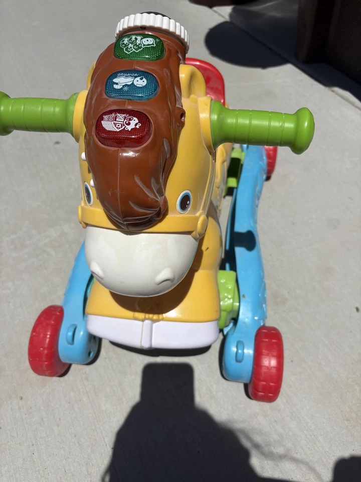 Pony de aprendizaje de galope y rock VTech, 60+ canciones sonidos y frases, sensor de movimiento usado Foto 4 de 4