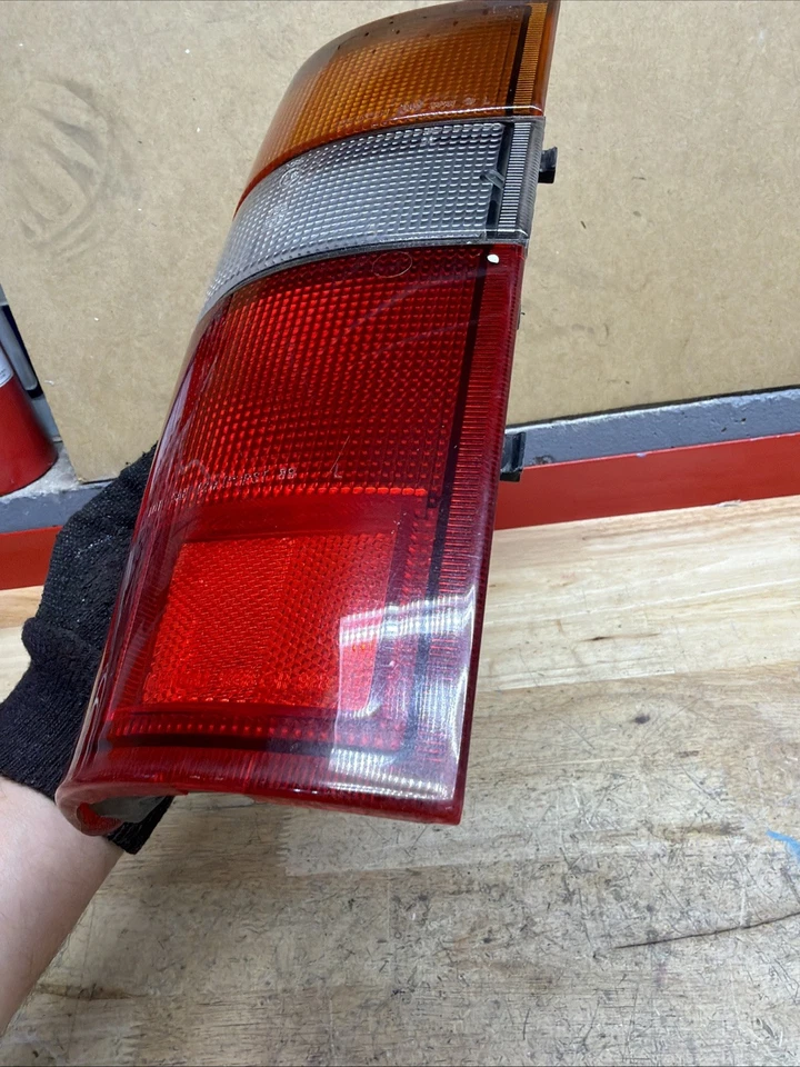 1992 - 1999 Isuzu Trooper Acura SLX OEM Factory Tail Light Left Driver 92-99 - Image 3 of 4