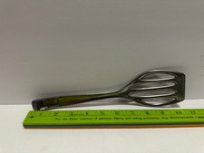 Westmark Master Line - Espátula De 6.5 X 3.3 In, Recta, Flexible, Ranurada