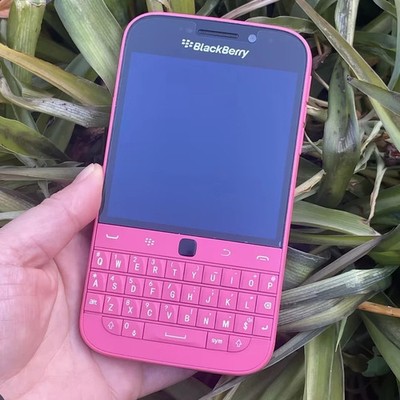 スマートフォン本体 BlackBerry Classic 16GB|2GB BlackBerry Classic - 16 GB - Black (Unlocked AT&T) for sale online