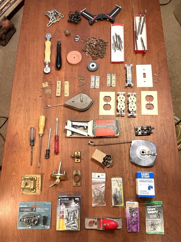VINTAGE ARCHITECTURAL SALVAGE AND HARDWARE - Great lot of over 50 items !