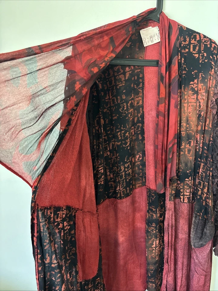 Jaqueta túnica aberta URU Art-to-Wear rayon renda feminina tamanho único - Imagem 3 de 4