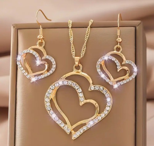 Boutique 3 PC Double Heart Gold Women’s Rhinestone Necklace And Earrings 🔥 - 第 2/2 張圖片