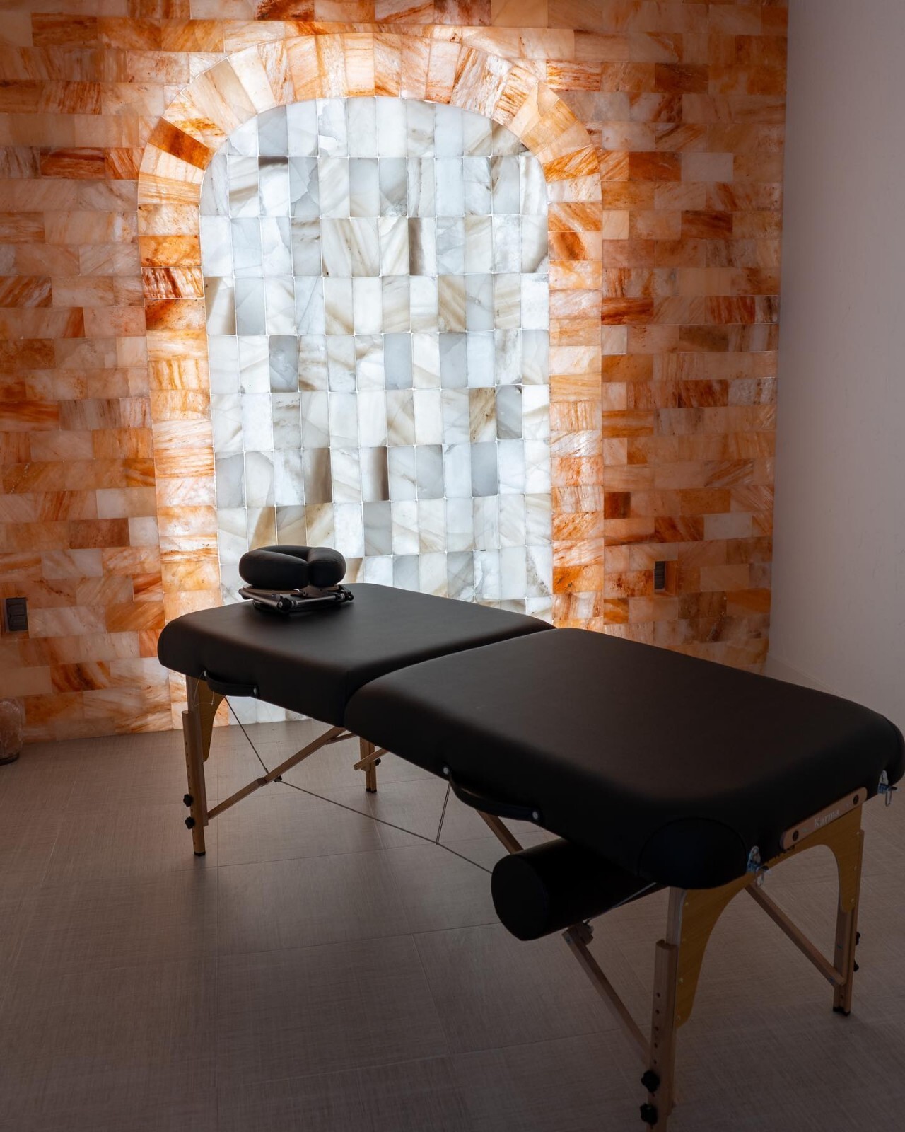 Himalayan Salt Bricks & Salt Tiles 8x4x2 For Salt Spa Therapy Improvements-10pcs